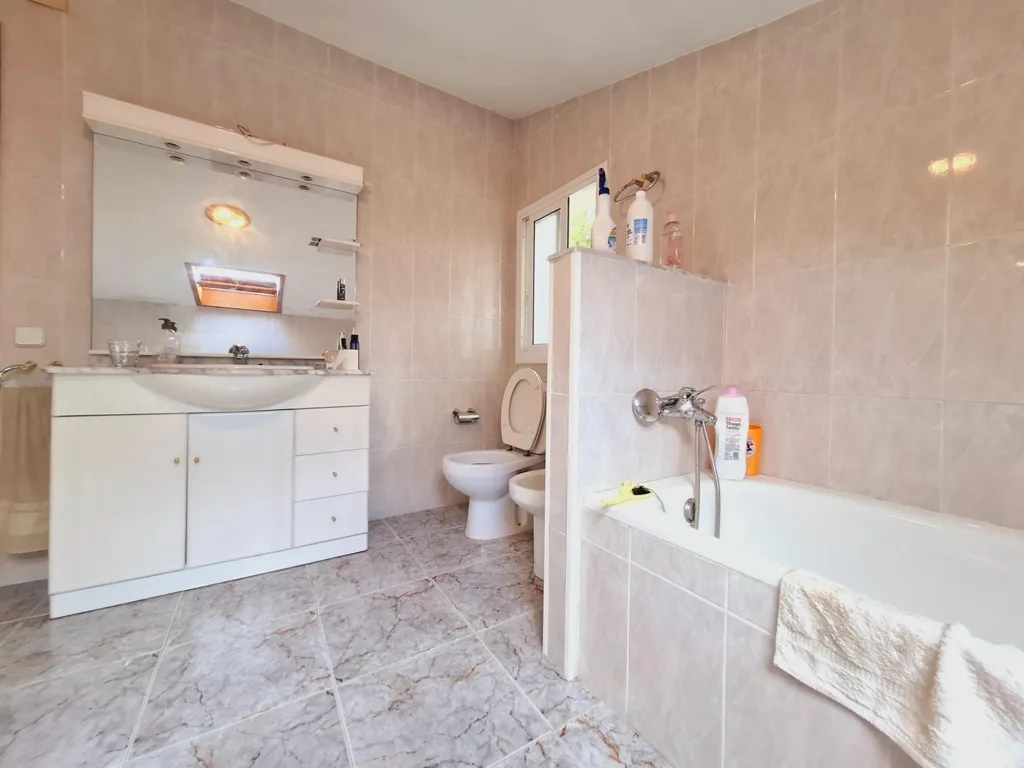 Vannitoad - Detached House with Pool in Valldemar, Calafell