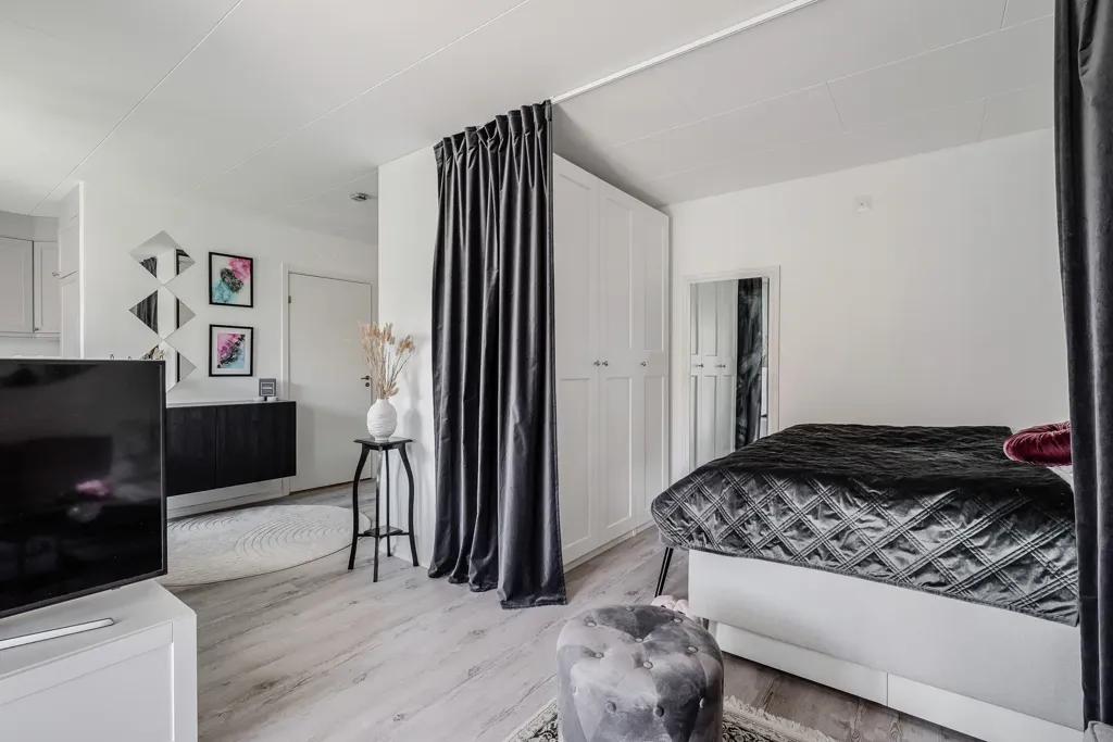 Bedrooms - Apartment with Garden View in Stockholm