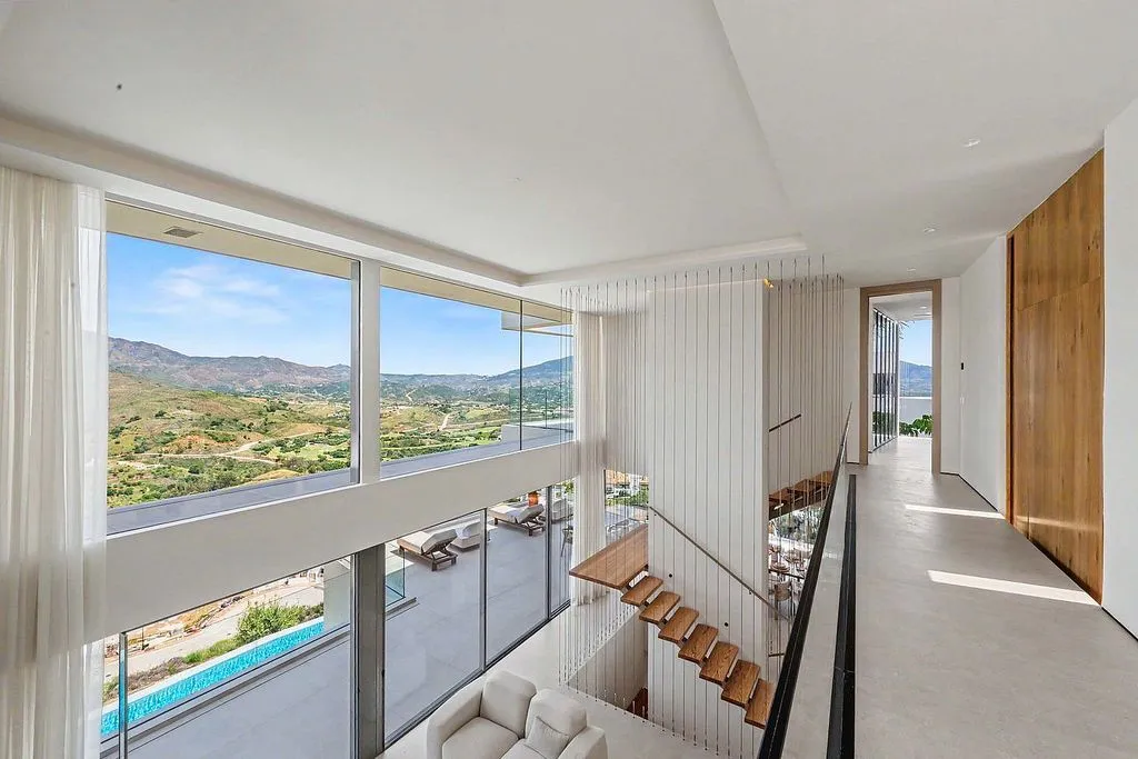 Elutuba - Passivhaus Villa with Infinity Pools in La Cala Golf
