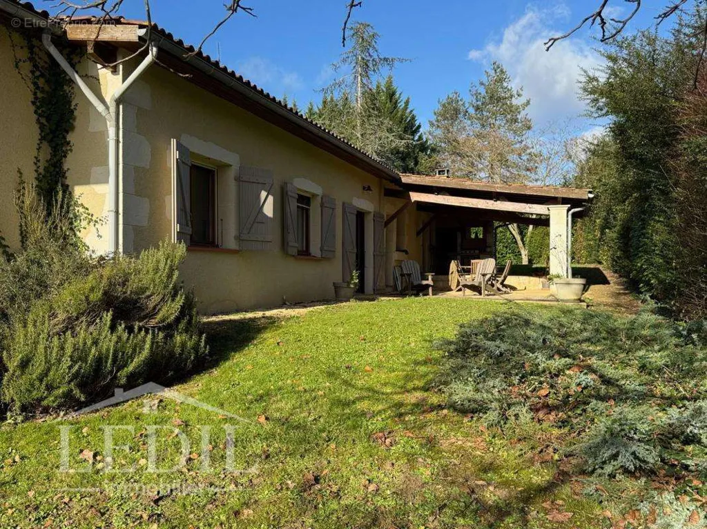 Aed - Charming Home with Pool in Gers