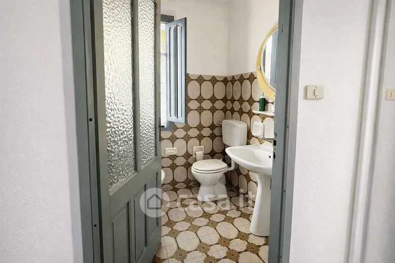 Salles de bain - Independent House with Two Apartments in Terralba