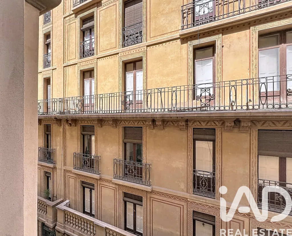 Rõdu - Renovated Flat with Lift in Barcelona Centre