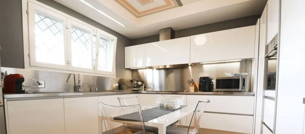 Köök - Luxury Terraced House with Garden in Prato