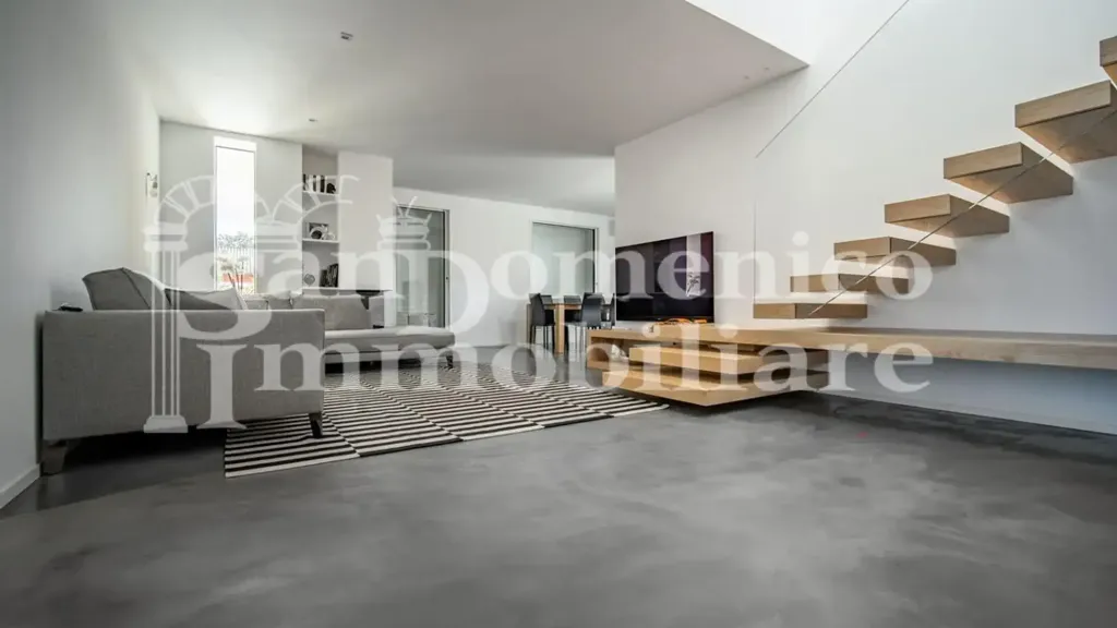 Elutuba - Terraced House with Solar Panels in Cascina