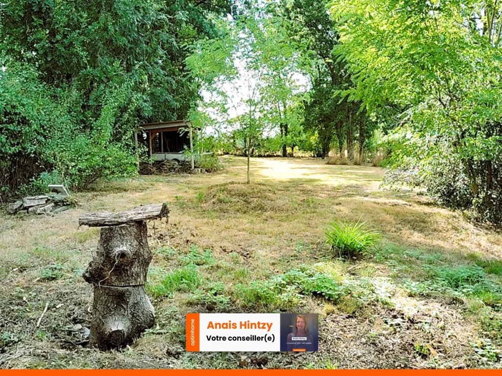 Jardin - Maison de Charme avec Terrain à Isle-et-Bardais