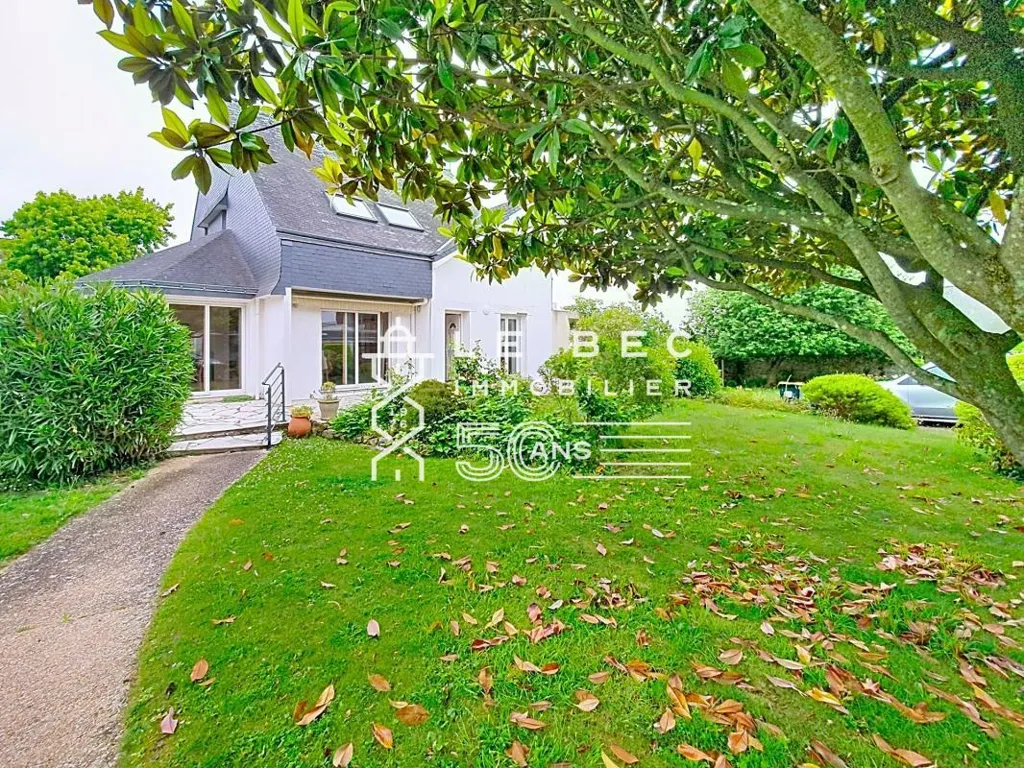 Giardino - House with Constructible Land in Lorient