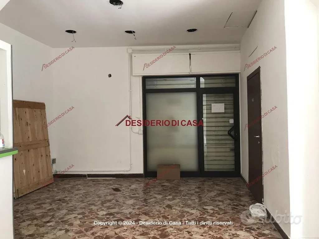 Pièces - Commercial Space with High Visibility in Bagheria