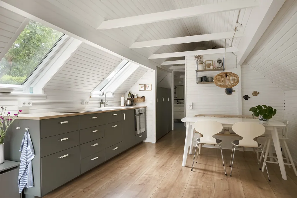 Köök - Vacation Home with Large Garden in Struer