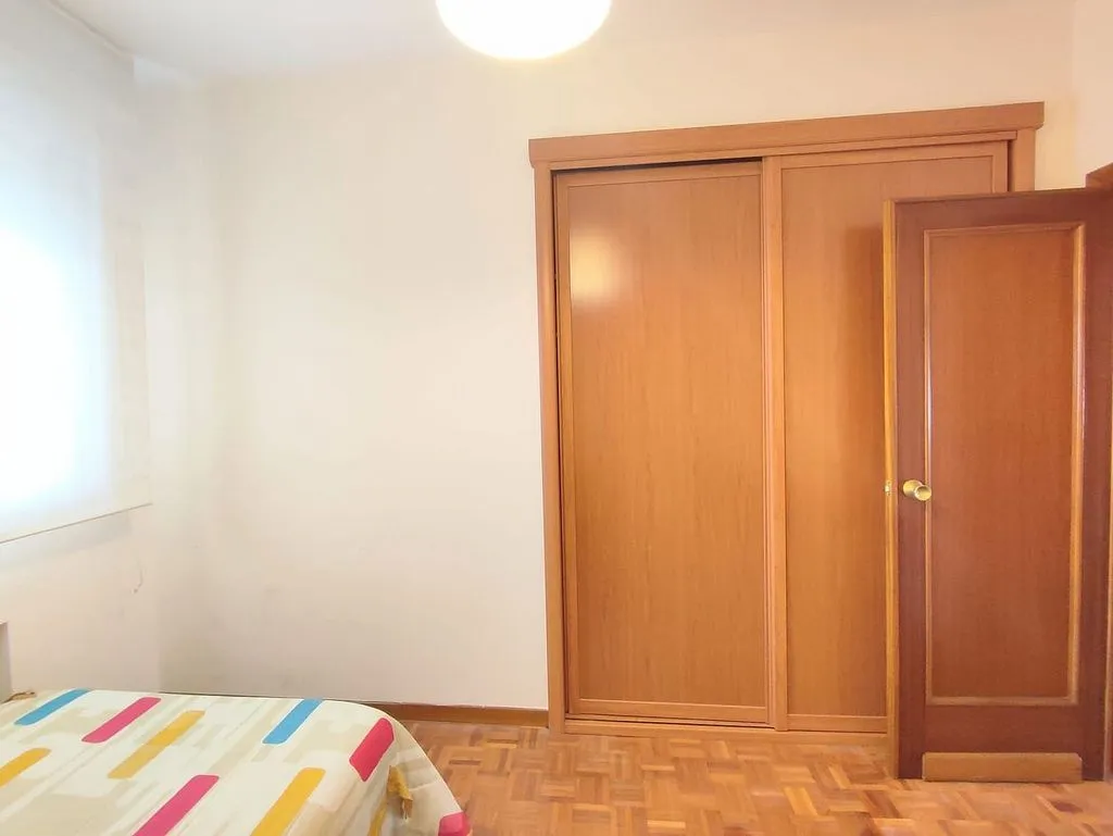 Chambres - Student Flat with Terrace in San Juan, Pamplona
