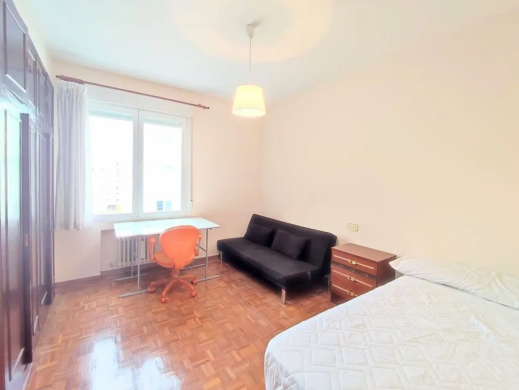 Chambres - Student Flat with Terrace in San Juan, Pamplona