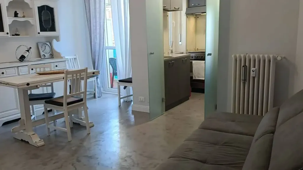 Elutuba - Fully Rented Apartment with Balconies in Carmagnola