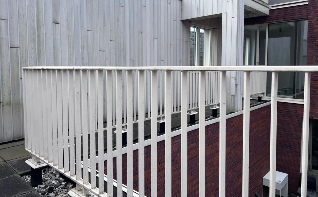 Balcon - Studio with Ground Floor Access in Groningen