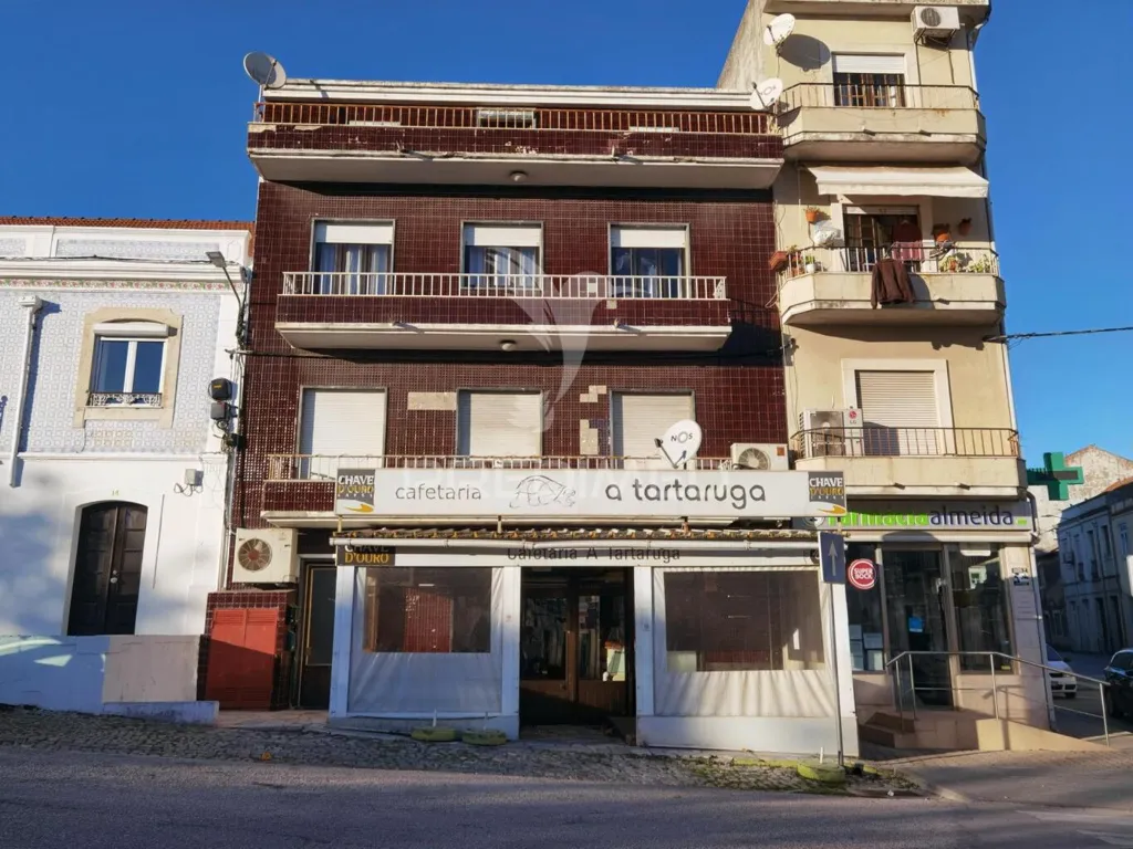 Extérieur - Café with Terrace in Pernes