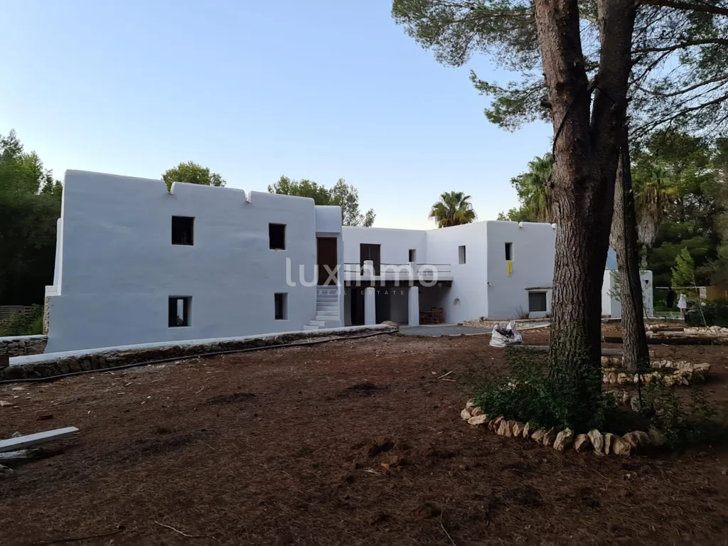 Välivaade - Traditional Finca with Forest View in Santa Eulalia