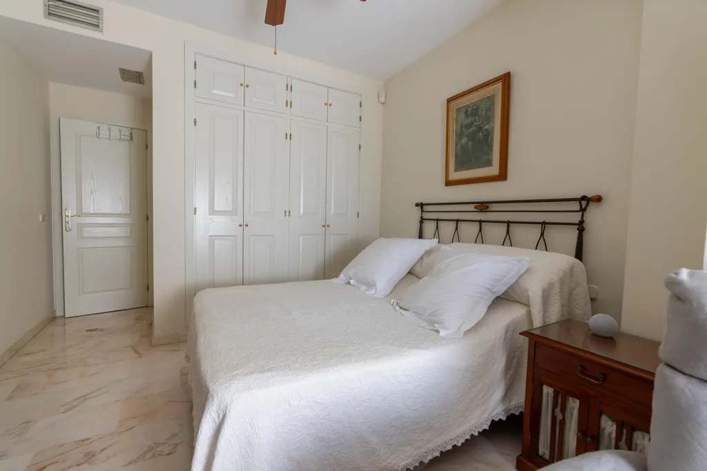 Chambres - Apartment with Sea Views on Estepona Promenade