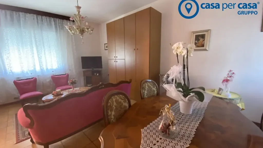 Salle à manger - Villa with Private Garden in Porto Viro