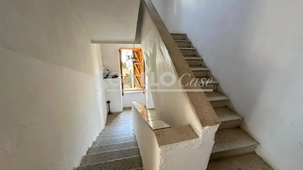 Rooms - Villa with Multiple Apartments near Camigliatello Silano