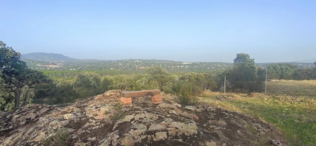 Jardin - Rustic Plot with Views in Galapagar