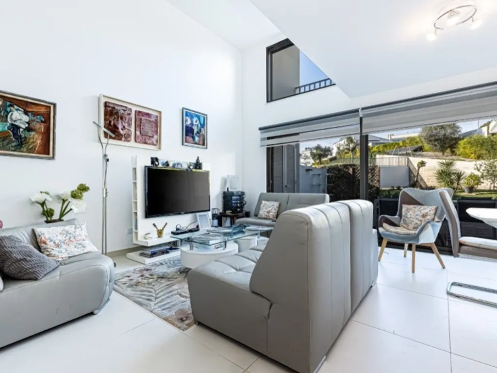 Elutuba - Contemporary Villa with Rooftop Pool in Albufeira