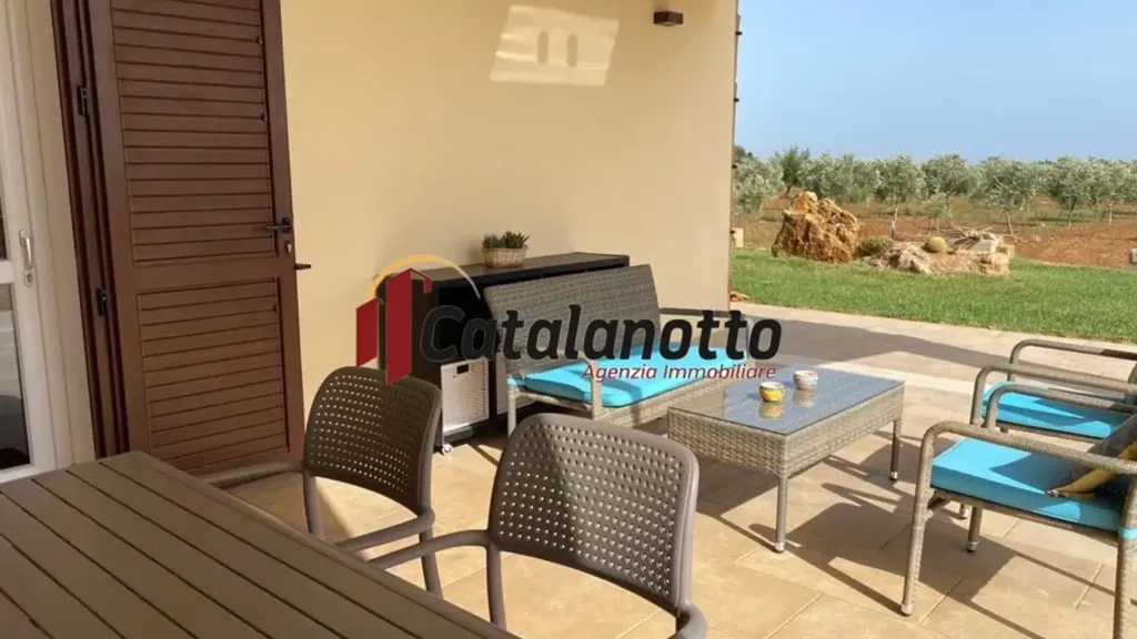 Terrace - Villa with Olive Grove in Castelvetrano