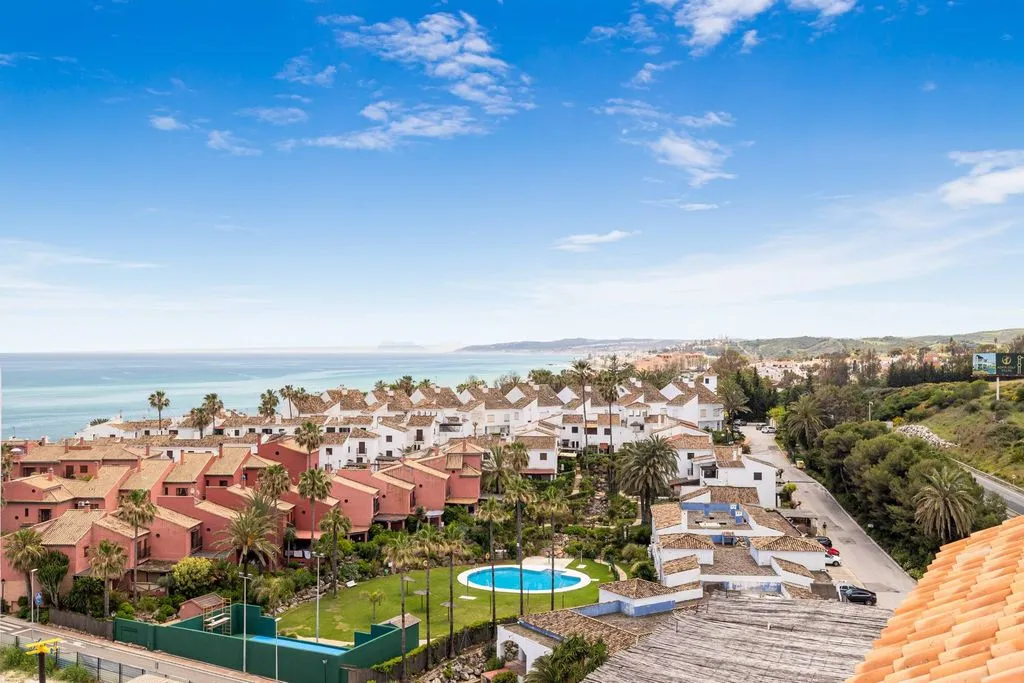 Rõdu - 3-Bedroom Penthouses with Sea View in Marbella