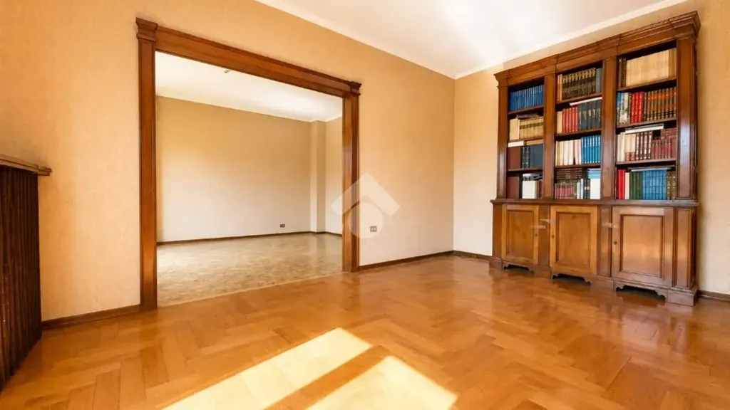 Studio - Panoramic Villa with Garden in Ponte Lambro