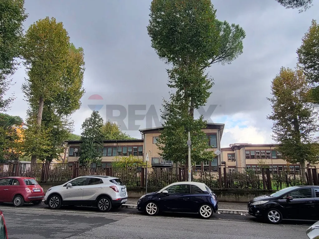 Extérieur - Commercial Space near Villa Gordiani, Rome