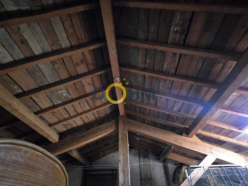 Pièces - Immeuble avec 3 Appartements en Centre Bourg à La Chaise-Dieu