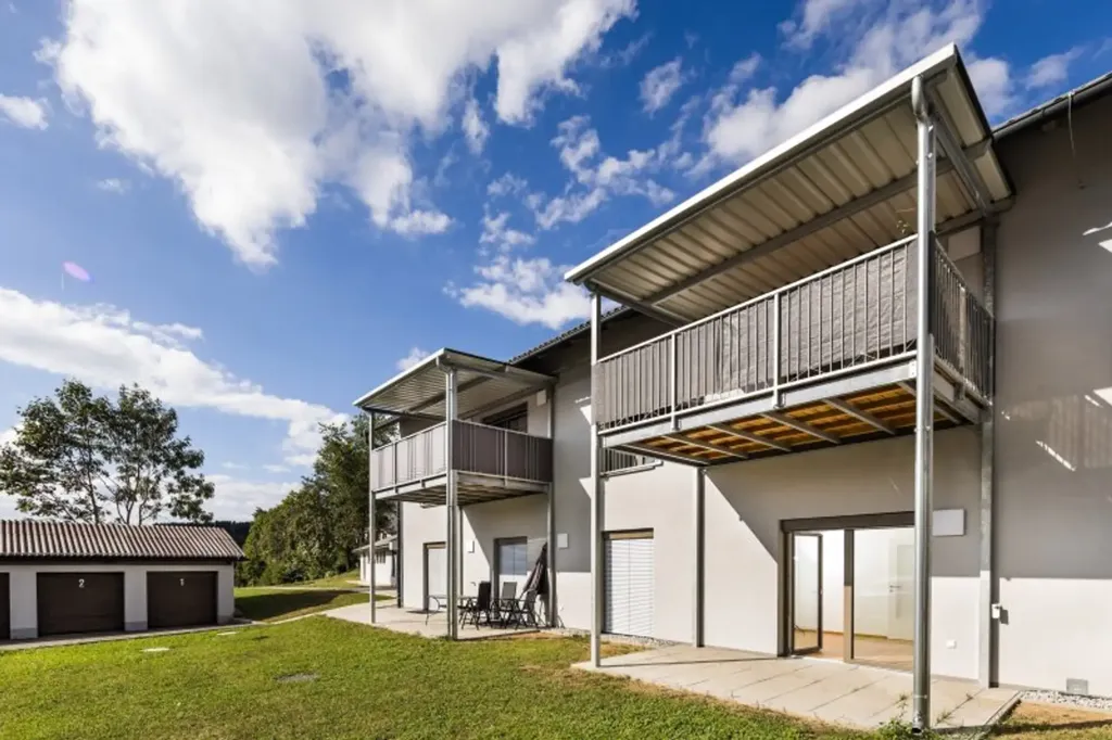 Exterior - Ground Floor Apartment with West View in Miesenbach