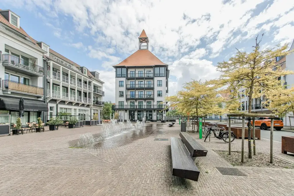 Restaurant Unit with Terrace in Knokke