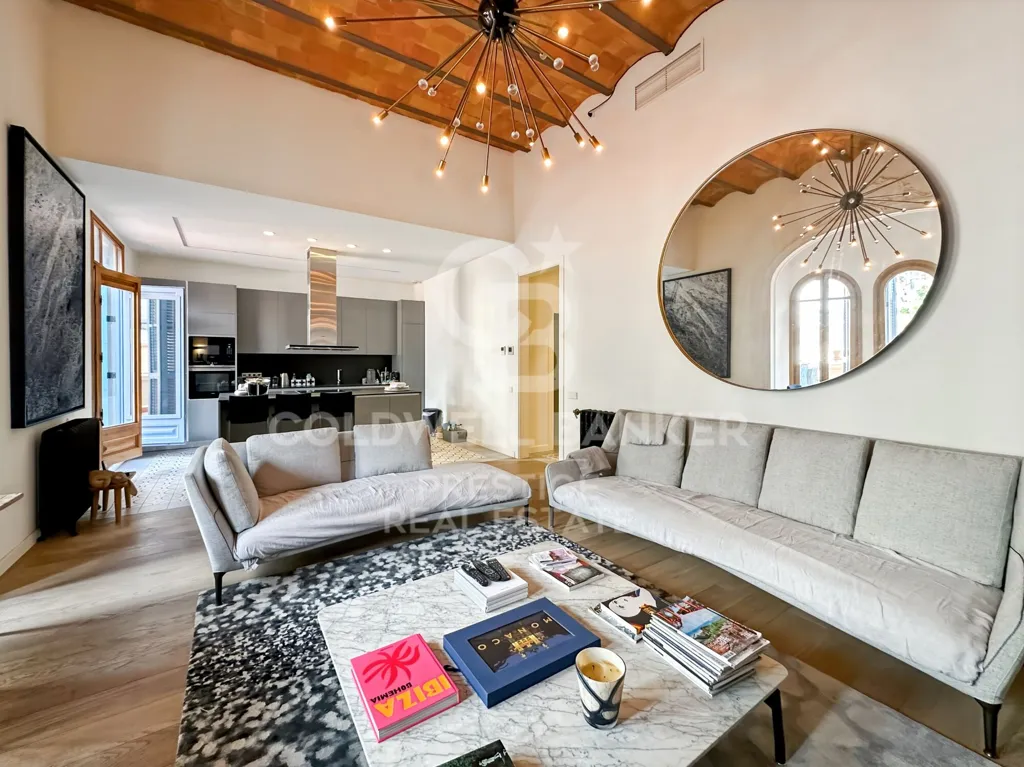 Elutuba - Flat with Large Terrace in Eixample, Barcelona