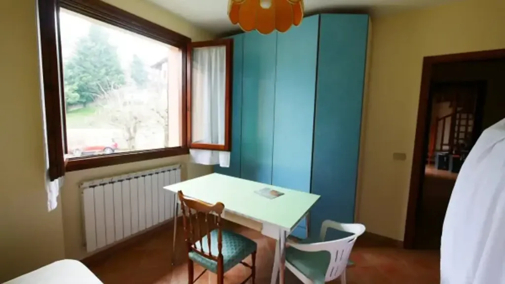 Bureau - Terraced Apartment with Garage in Serramazzoni