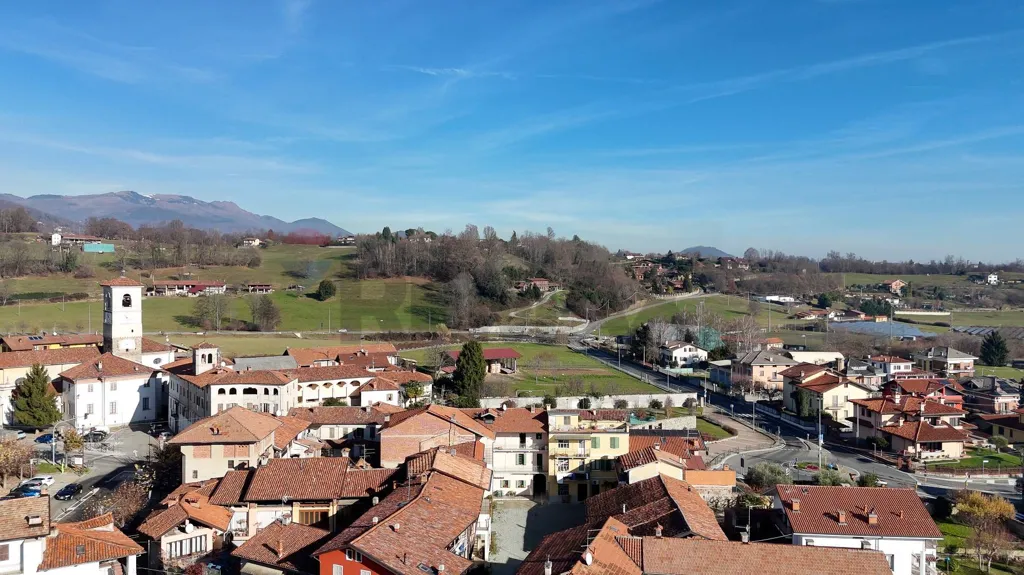 Triplex Villa with Garden in Occhieppo Superiore