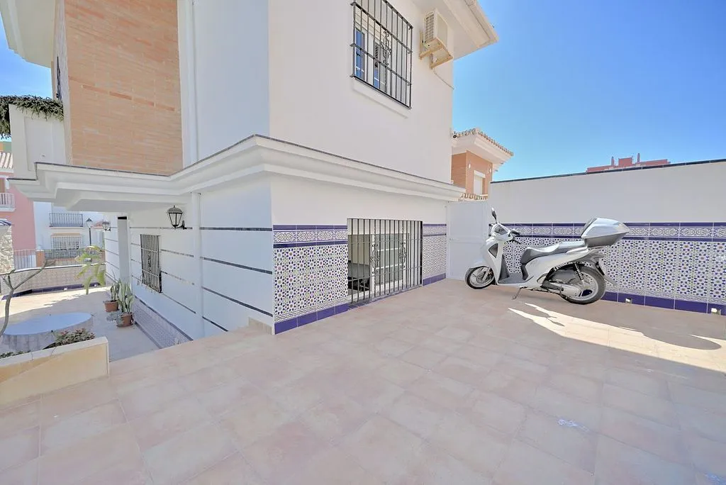 Terrass - Corner Townhouse with Private Terrace in Fuengirola