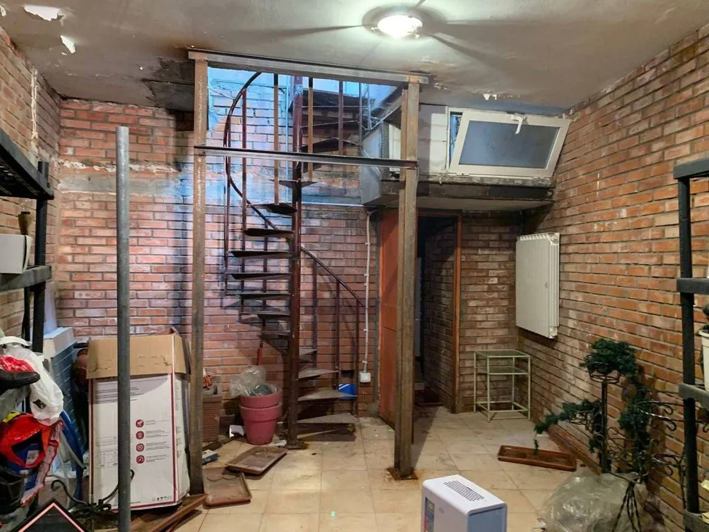 Pièces - Luxury Villa with Private Garden in Milan