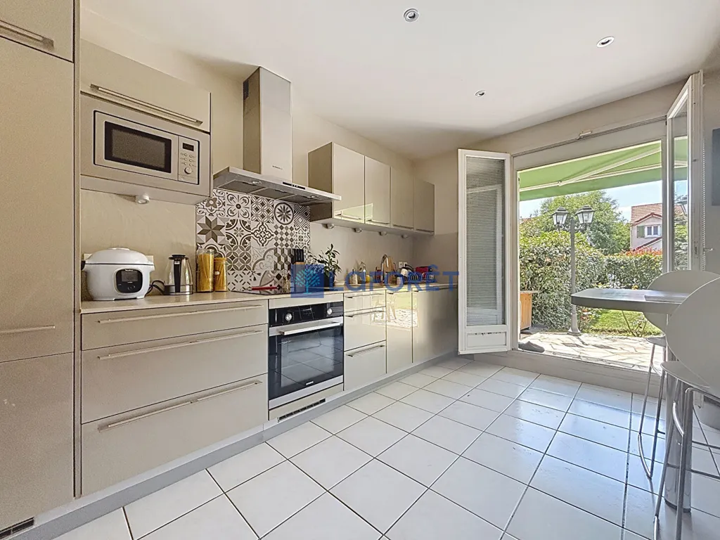 Cucina - House with Garden in Morangis