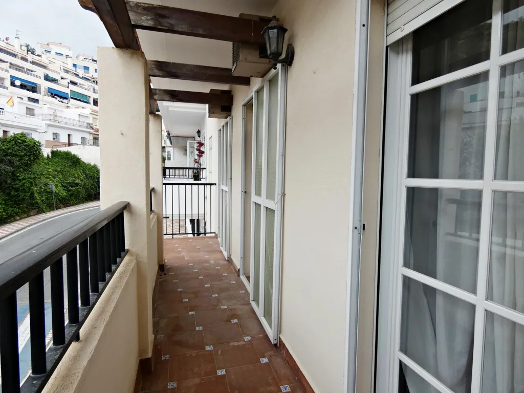 balcony