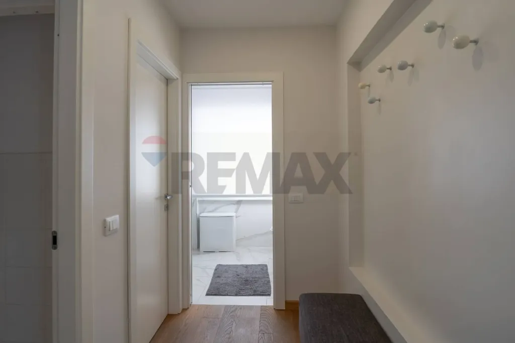Esik - Penthouse with Terraces in Parioli, Rome