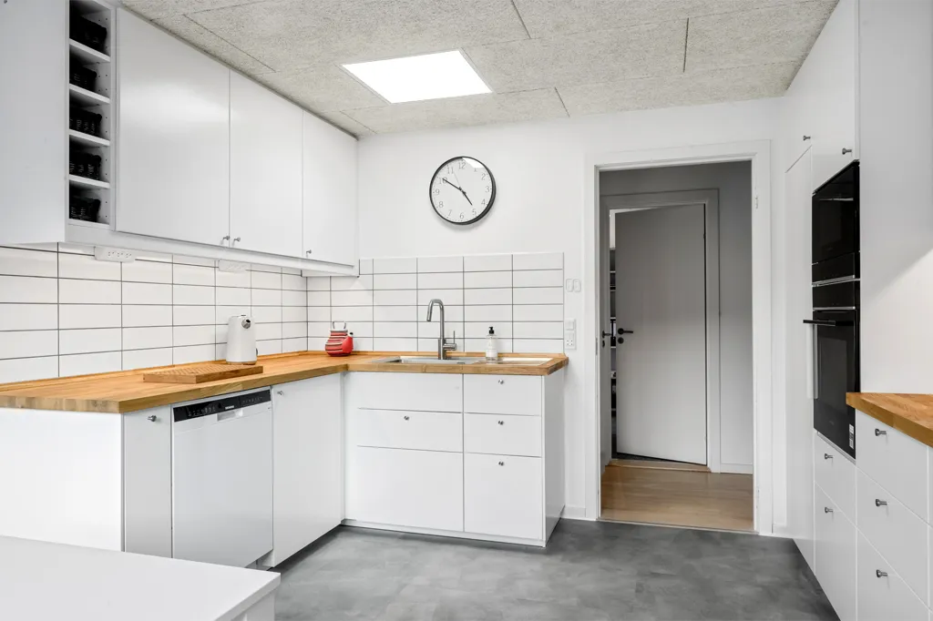 Cuisine - Apartment with Garden Access in Fredericia