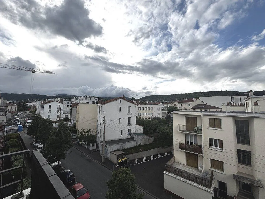 2-toaline korter asukohas Clermont-Ferrand