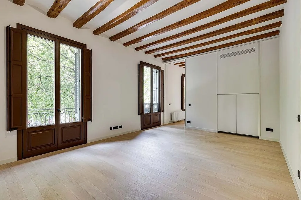 Pièces - Luxury Apartment with Balconies in Barcelona