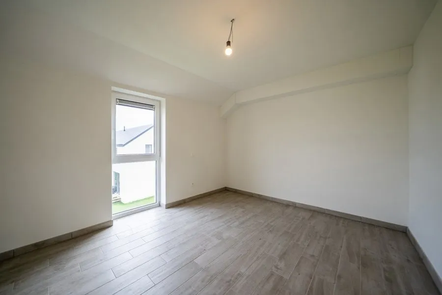 Pièces - Appartement Neuf avec Terrasse à Libramont-Chevigny