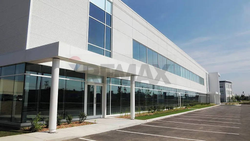 Välivaade - Industrial Plot with Ready Parking in Trevenzuolo