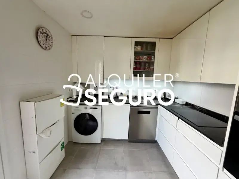 Cuisine - Spacious Flat with Terrace in Torrejón de la Calzada