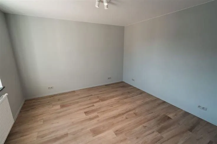 3 magamistoaga korter asukohas Namur