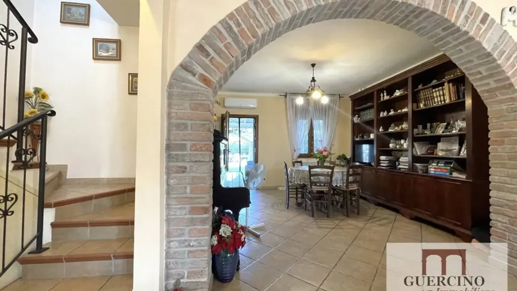 hallway_entrance