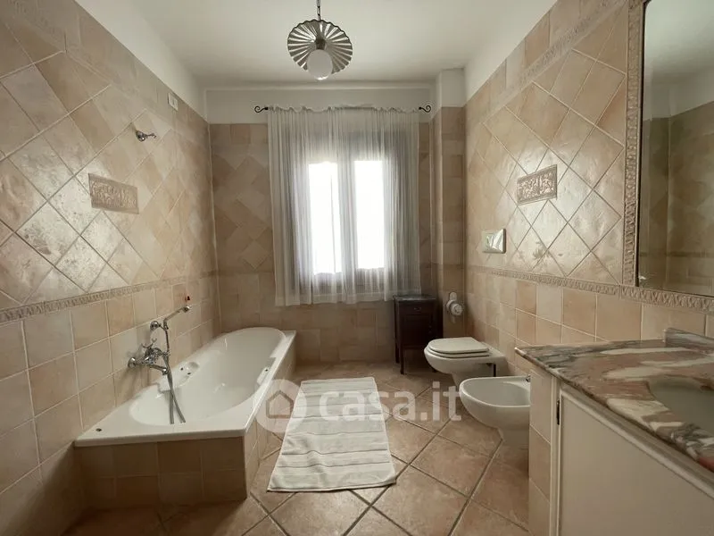 Salles de bain - Fully Furnished Bilocale in Assemini