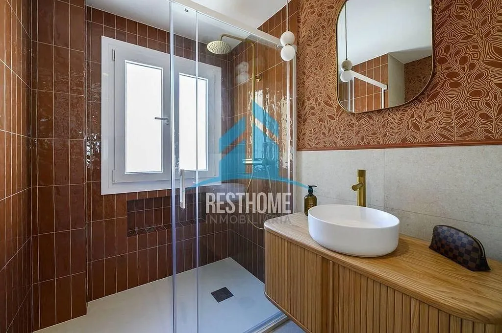 Vannitoad - Apartment with Garden and Balcony in Ayora