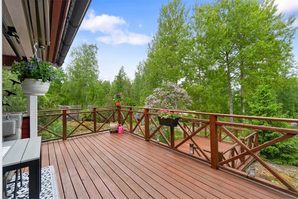 Terrazza - Cottage with Lakeside Access near Mälaren
