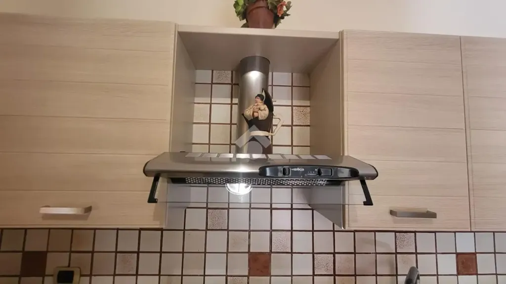 Kitchen - Villa with Private Garden in Pietrastornina